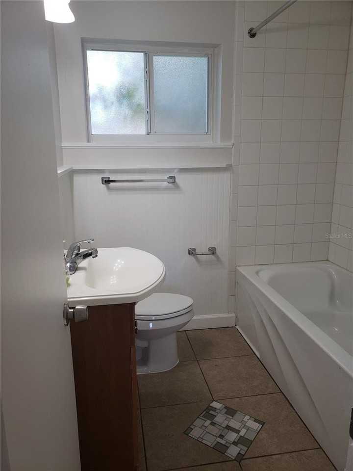 7475 19th Ave N - Photo 6 of 10