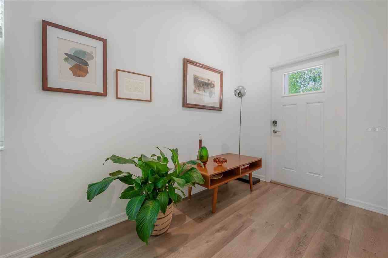 5223 Forum Blvd - Photo 3 of 27