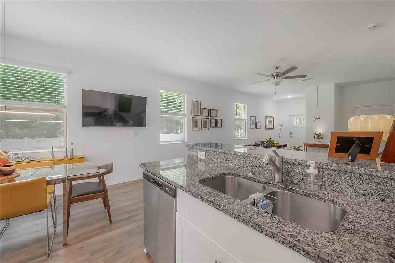 5223 Forum Blvd - Photo 7 of 27
