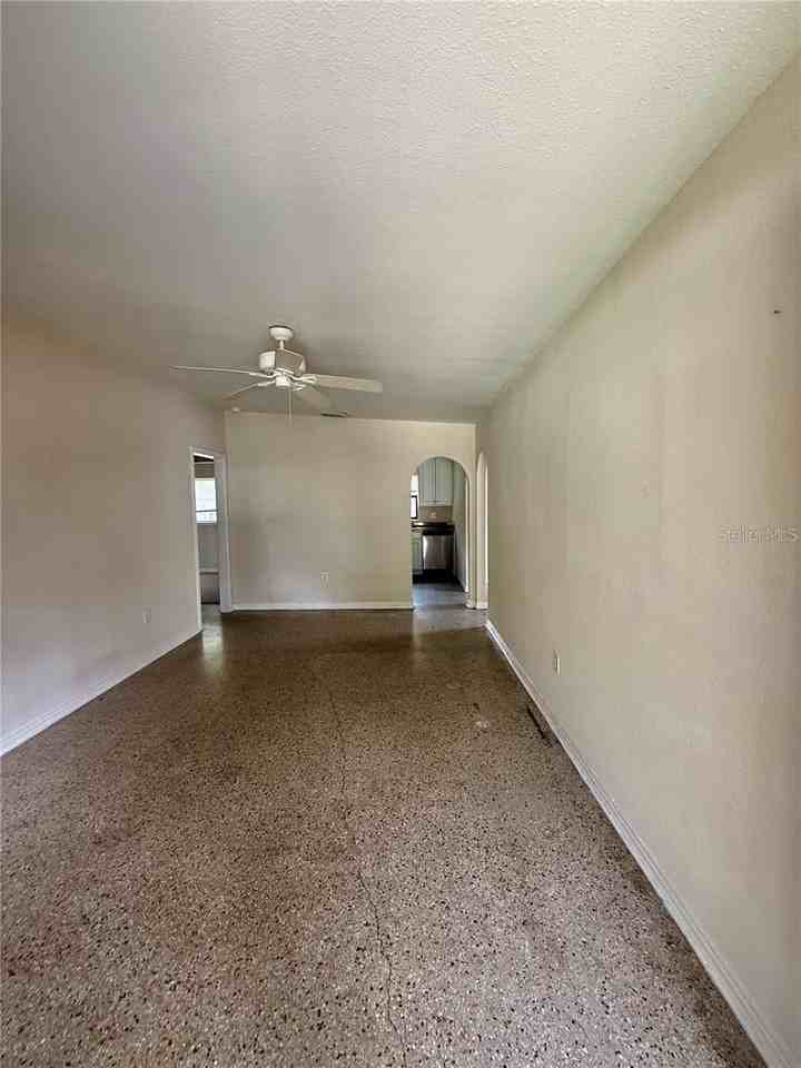 3414 W Oakellar Ave - Photo 4 of 6