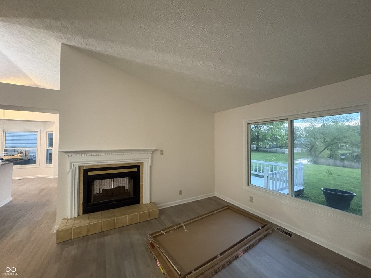 7630 Lippincott Way - Photo 5 of 20