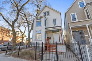 featured image of 1927 N Kedzie Ave #2F