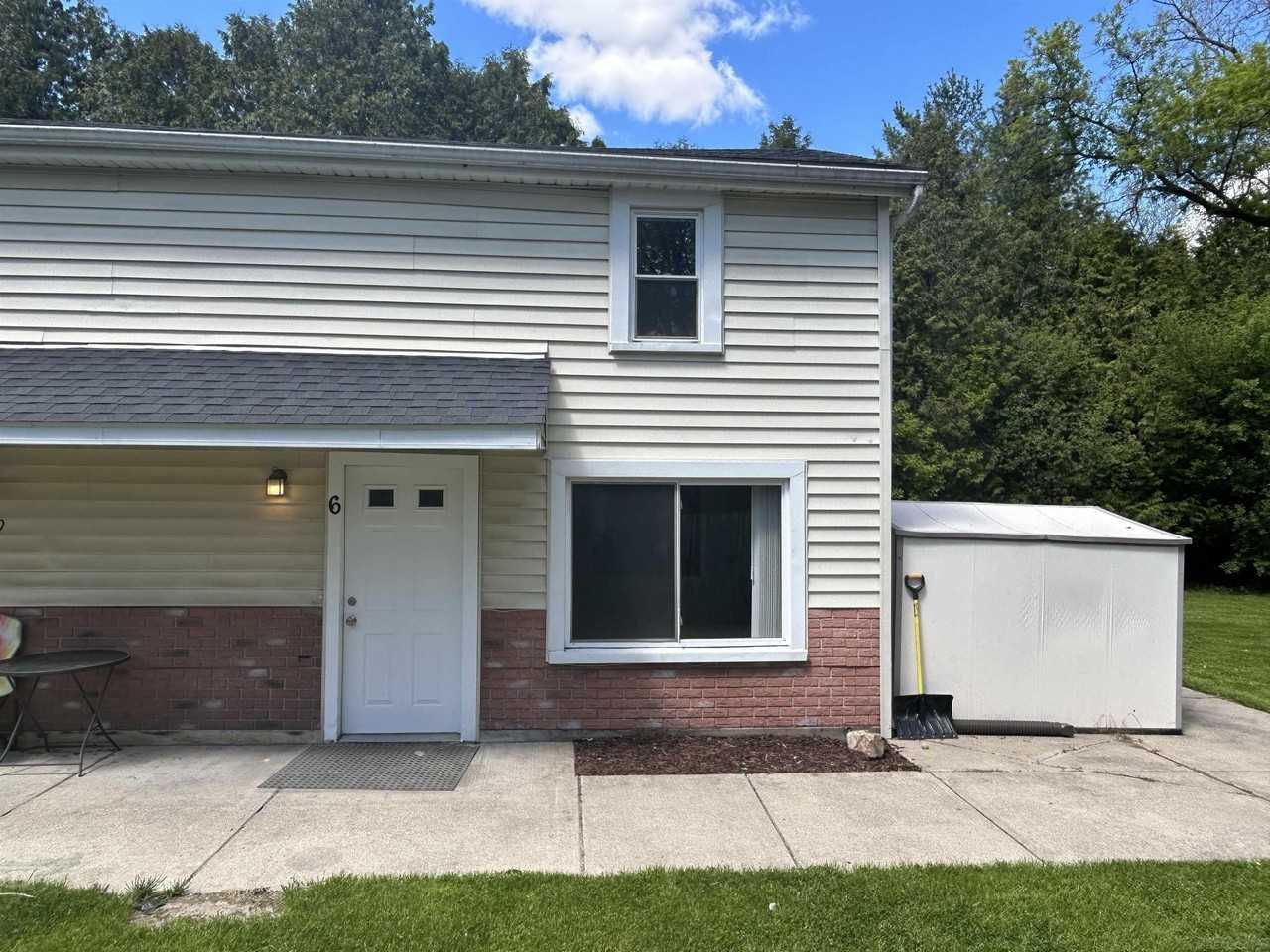 2969 Devondale Rd #6 - Photo 2 of 11