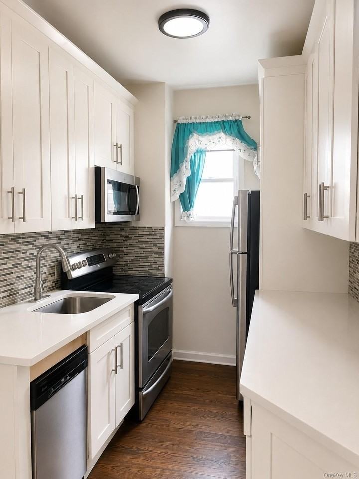 3216 Seymour Ave #2 - Photo 5 of 17