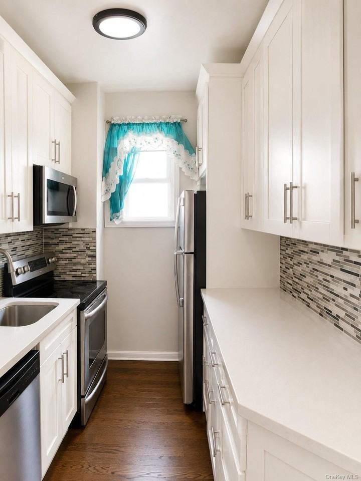 3216 Seymour Ave #2 - Photo 7 of 17