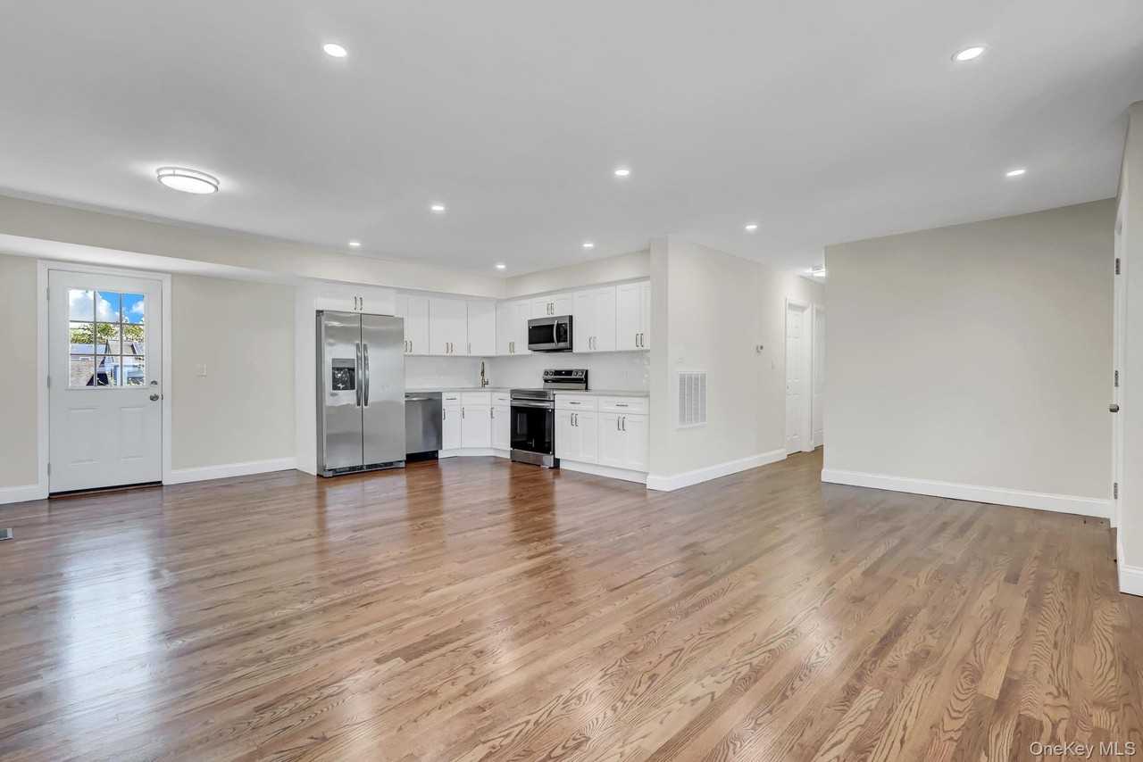 3107 Gull Ave - Photo 5 of 19