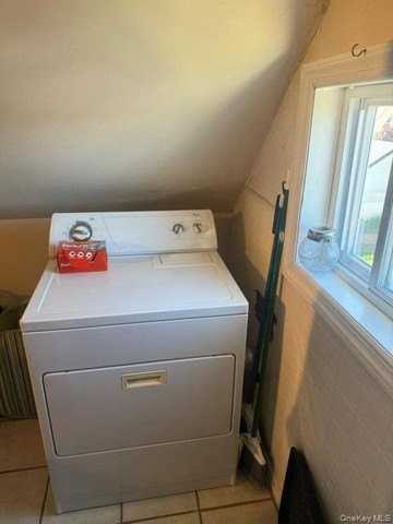38 Grant Ave - Photo 6 of 15