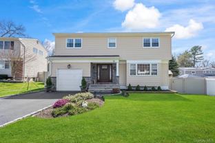15 Lawrence Ct - Photo 1 of 1