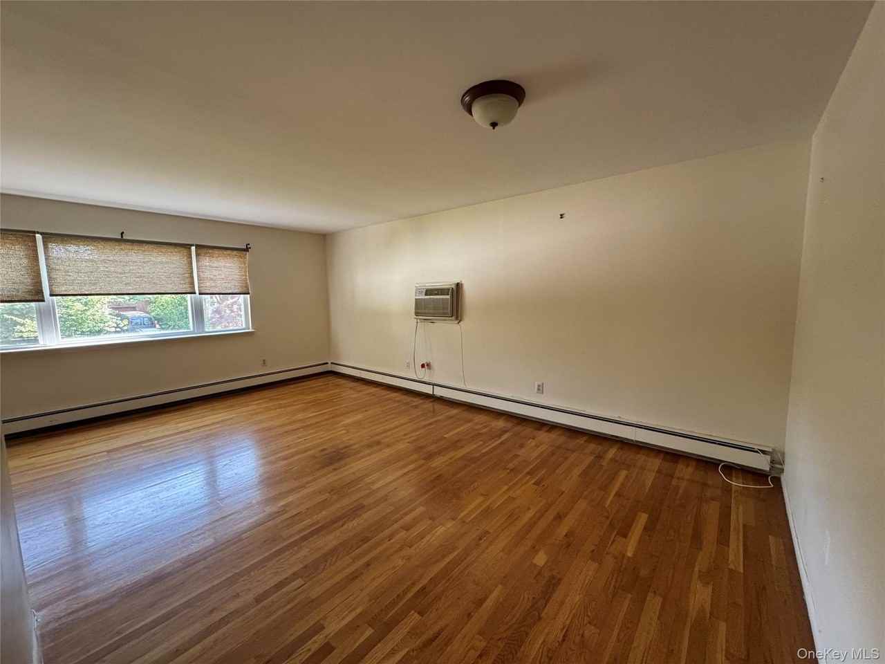 29 Hendrick Ave #B - Photo 3 of 11