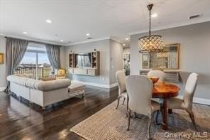 225 Marina Pointe Dr #225 - Photo 5 of 22
