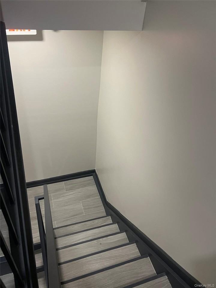 518 Thatford Ave #3 - Photo 2 of 14