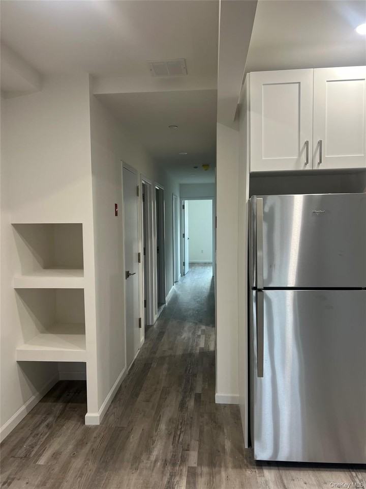 518 Thatford Ave #3 - Photo 6 of 14