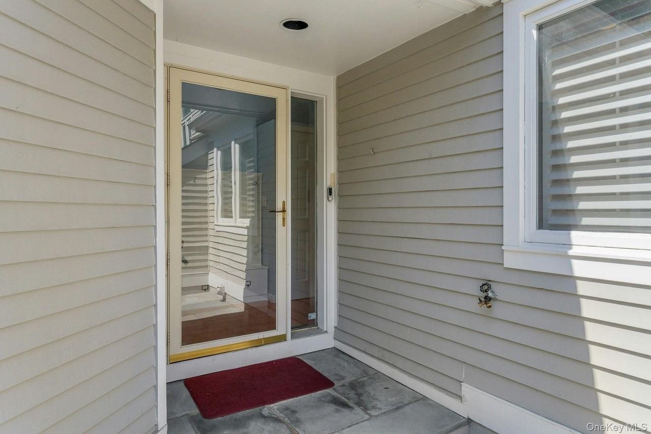 102 Boulder Ridge Rd - Photo 2 of 32