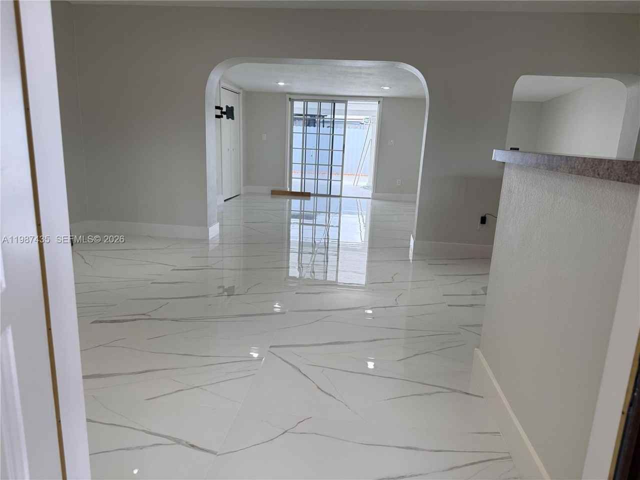 11602 Nw 58th Ave - Photo 2 of 8