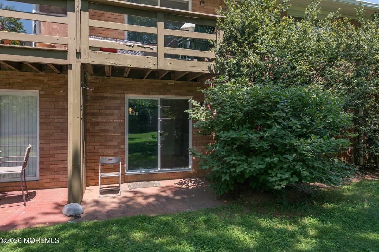 96 East Ave #33 - Photo 4 of 22