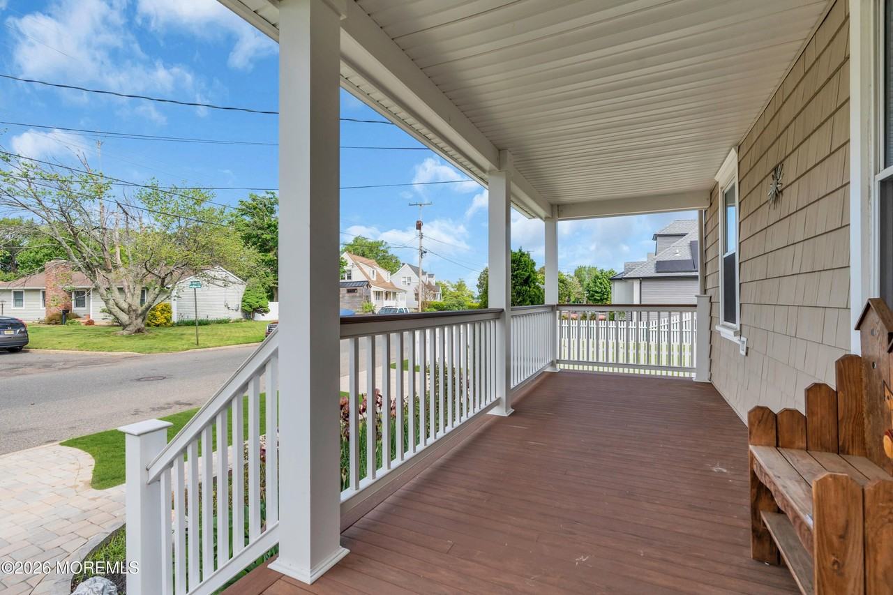 505 Long Branch Ave - Photo 2 of 42