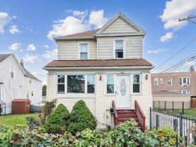 1212 S 50th Ave #1R - Photo 1 of 1