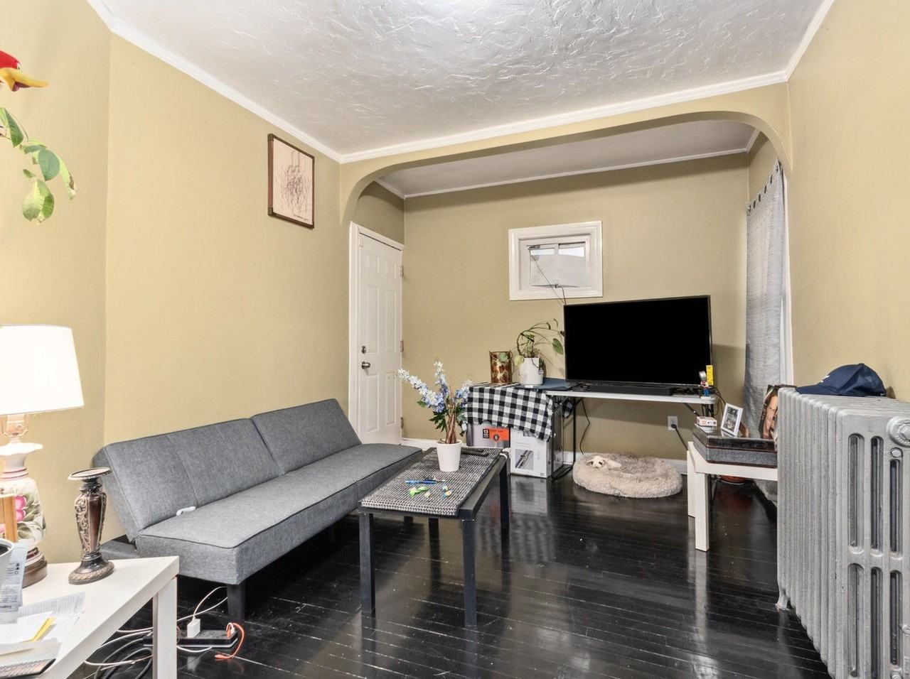 1212 S 50th Ave #1R - Photo 3 of 10