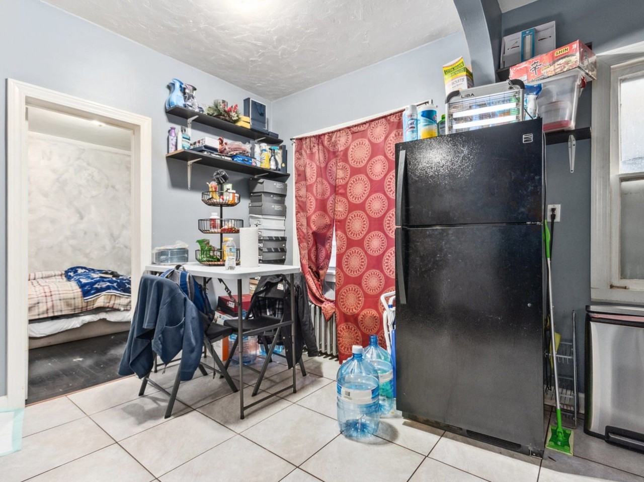1212 S 50th Ave #1R - Photo 5 of 10