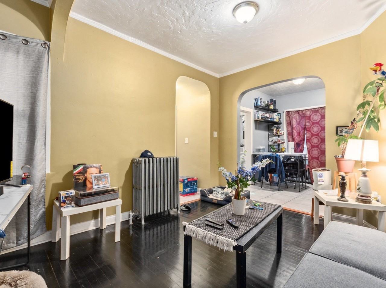 1212 S 50th Ave #1R - Photo 7 of 10
