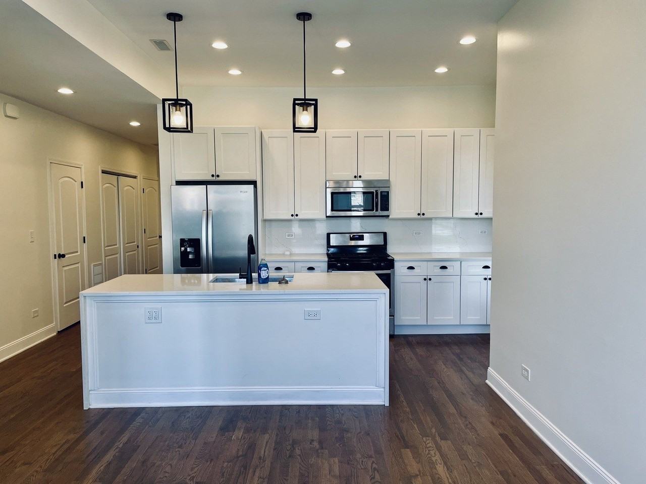 6355 S Maryland Ave #1 - Photo 4 of 19
