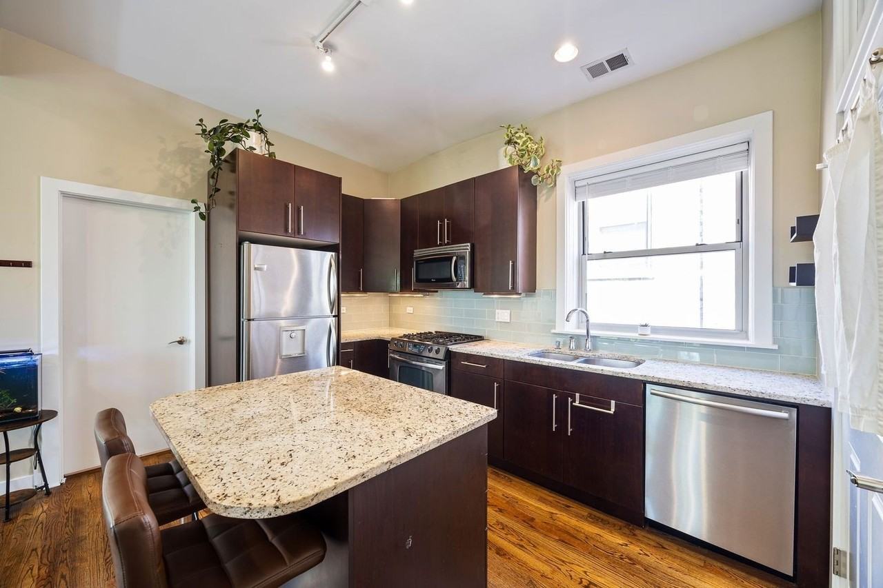 4055 N Wolcott Ave #3S - Photo 5 of 13