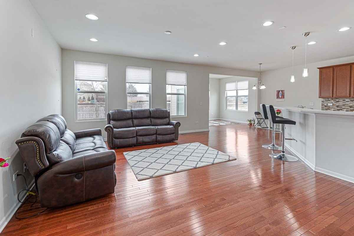 3484 Birch Ln - Photo 7 of 38