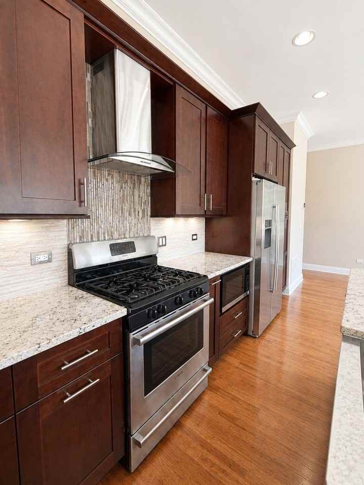 1002 W Van Buren St #205 - Photo 4 of 22