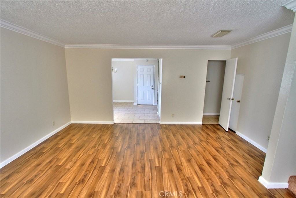 614 Linwood Ave #B - Photo 6 of 16