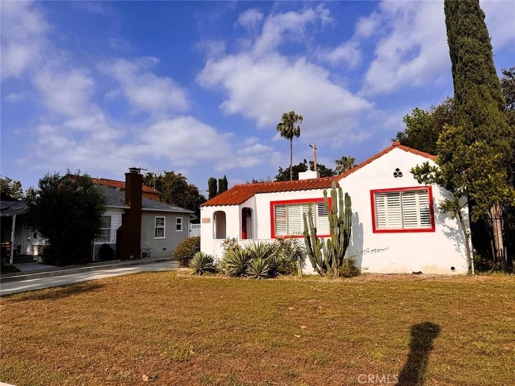 5648 Beck Ave - Photo 3 of 21