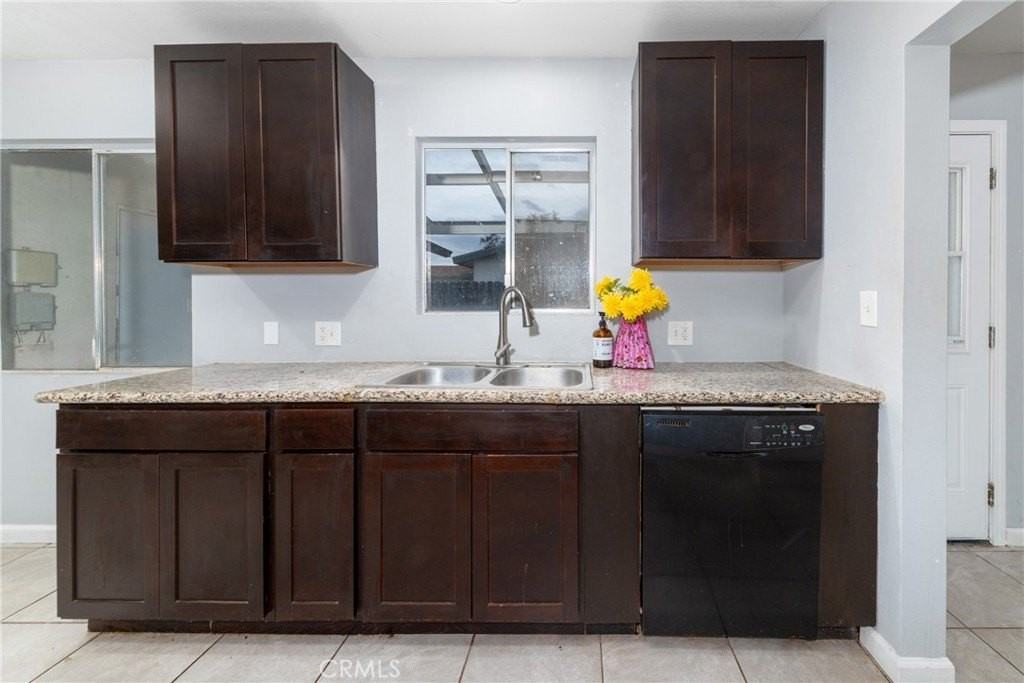 3825 Bianchi Way - Photo 6 of 15
