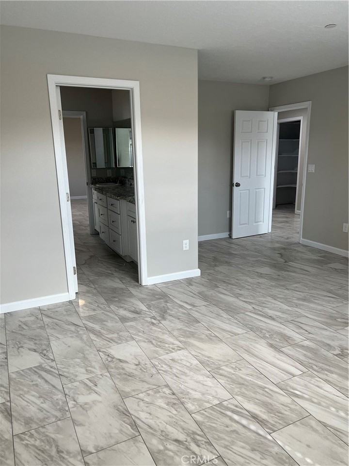 16550 Olive St #105 - Photo 6 of 9