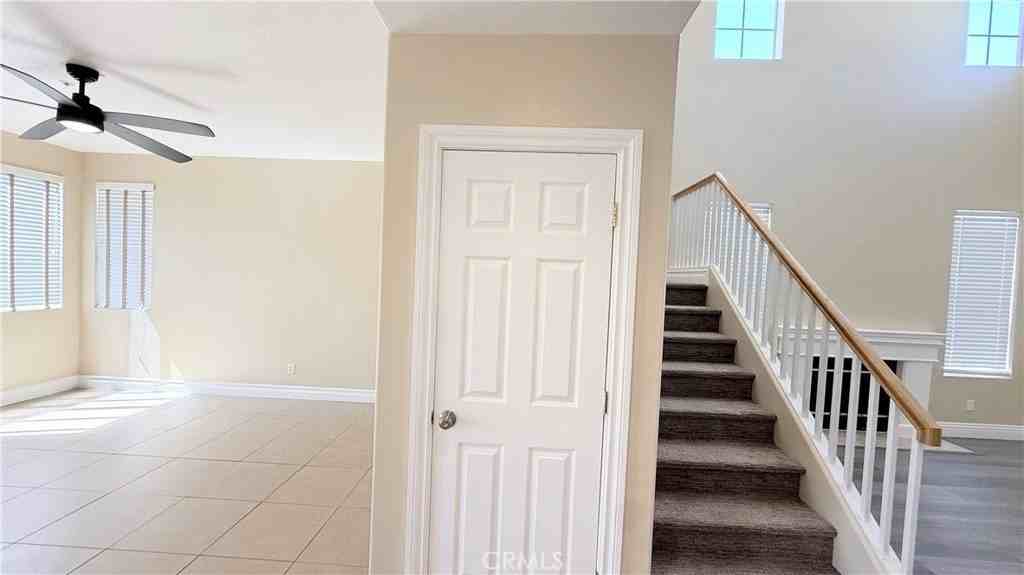 7154 Garden Oaks St - Photo 7 of 22