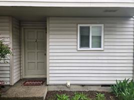 featured image of 2125 Nw Highland Dr