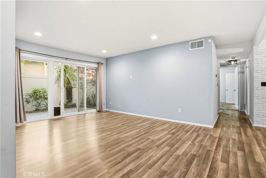 1101 W Macarthur Blvd #271 - Photo 3 of 23