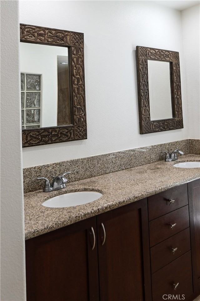 2902 Barrington Ct - Photo 6 of 21