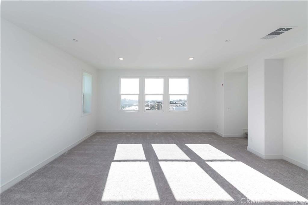 460 Palermo - Photo 5 of 12