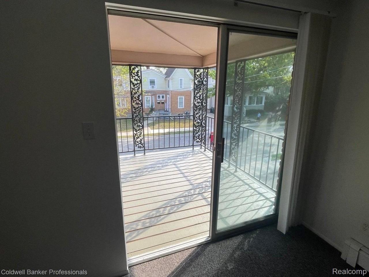 620 E Lincoln Ave - Photo 2 of 14