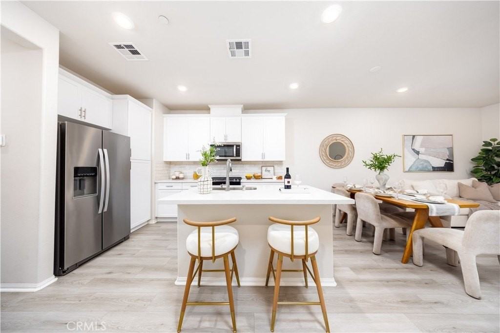 2715 Erebus Ct - Photo 4 of 10