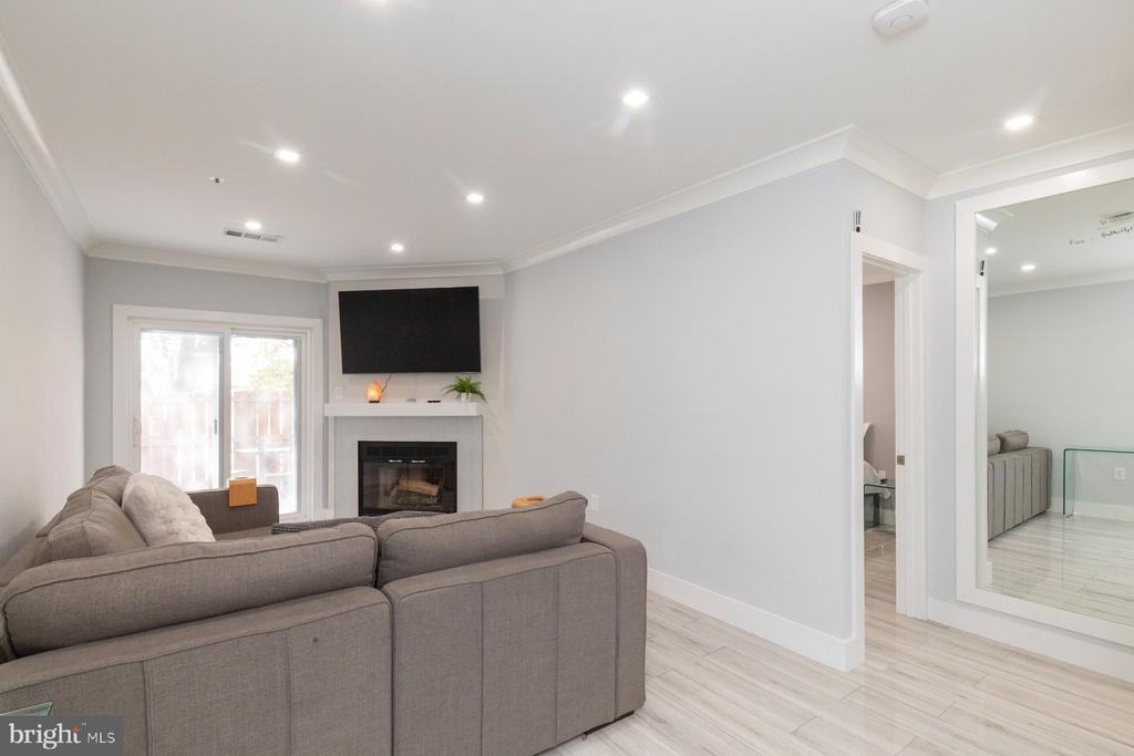 255 S Pickett St ##101 - Photo 3 of 23