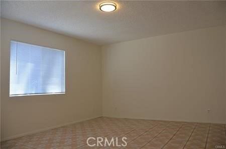 5540 Pal Mal Ave - Photo 3 of 8