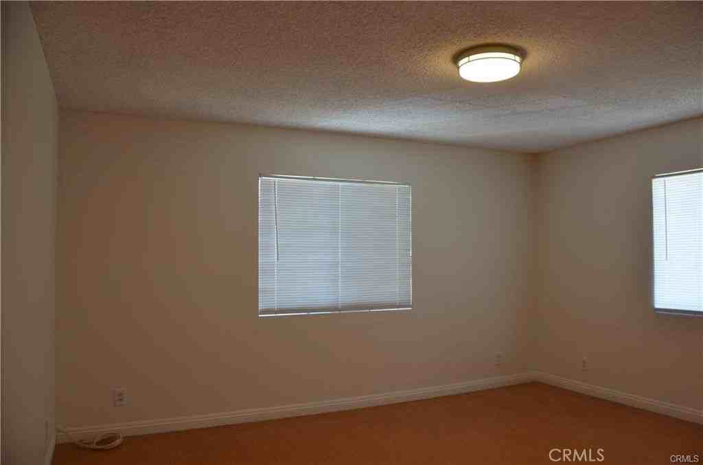 5540 Pal Mal Ave - Photo 4 of 8