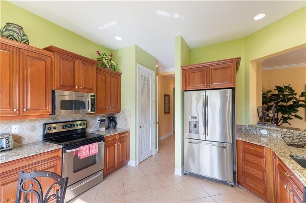 5050 Blauvelt Way #8-102 - Photo 3 of 12
