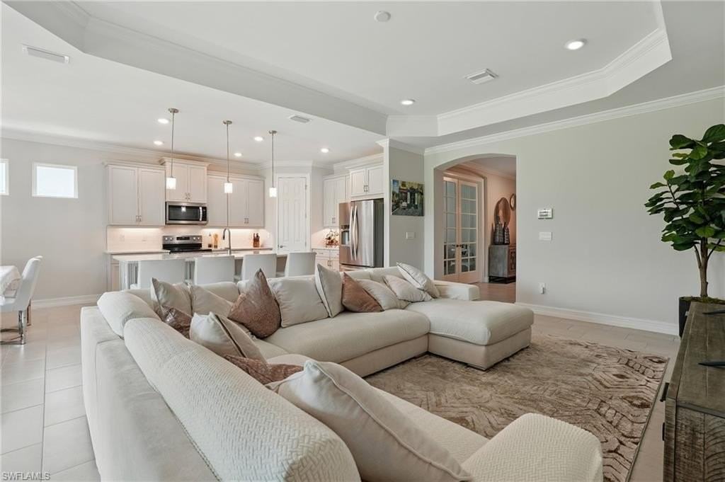 28165 Captiva Shell Loop - Photo 6 of 38