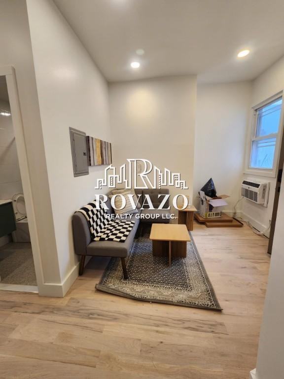 28 Providence St #32-4B - Photo 3 of 8
