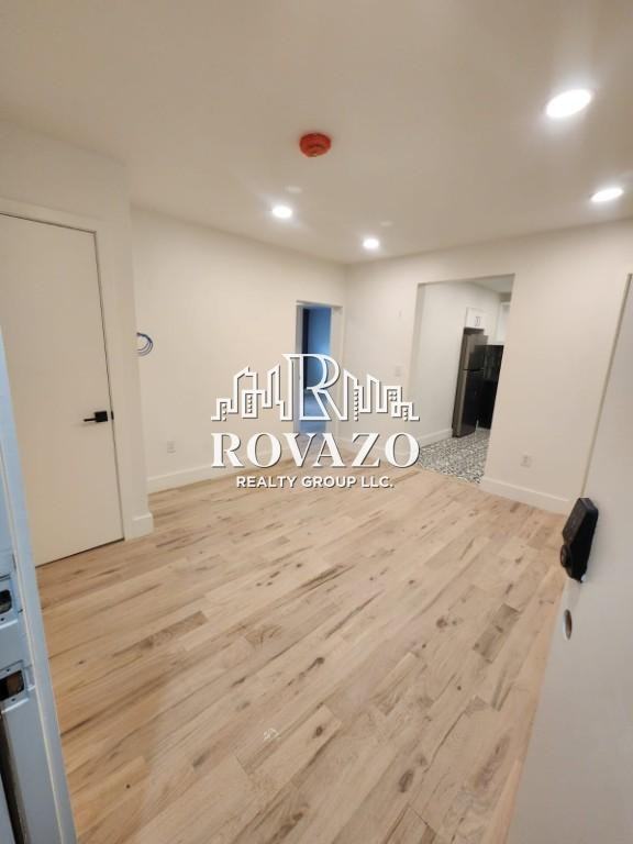 28 Providence St #32-4B - Photo 6 of 8