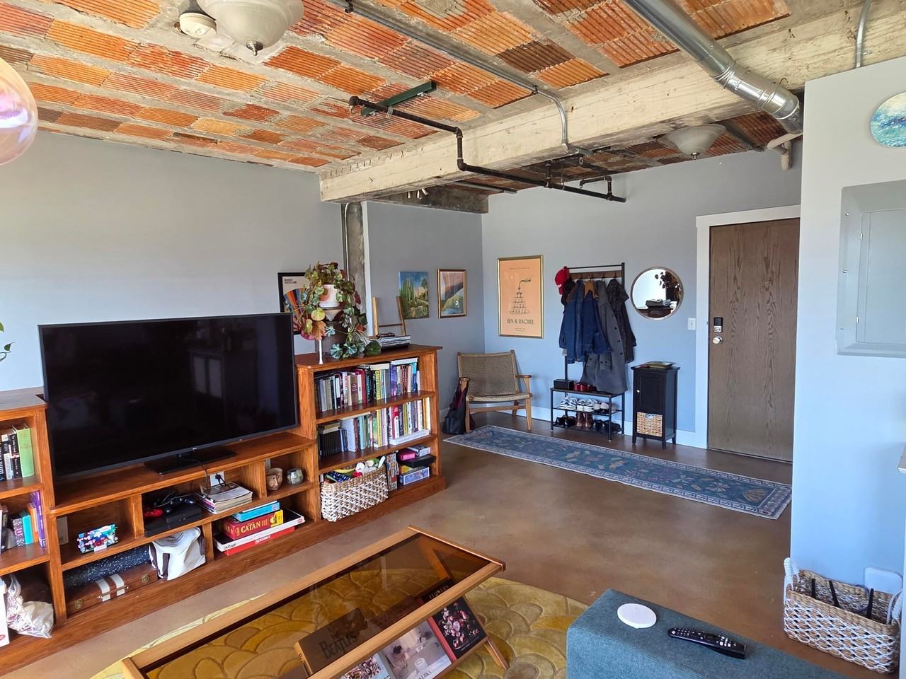 2915 John R St - Photo 4 of 25