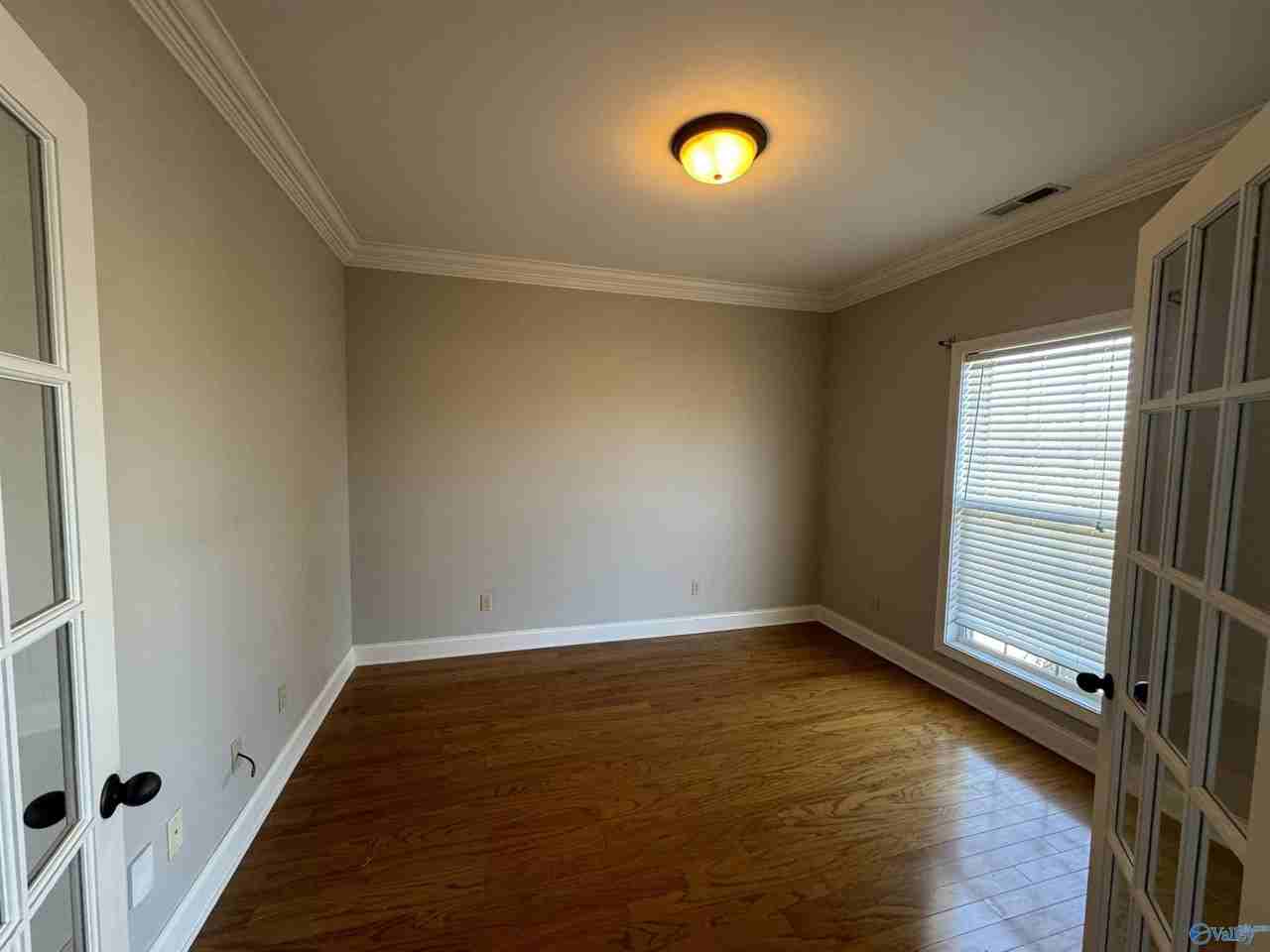 126 Bilton Dr - Photo 3 of 18