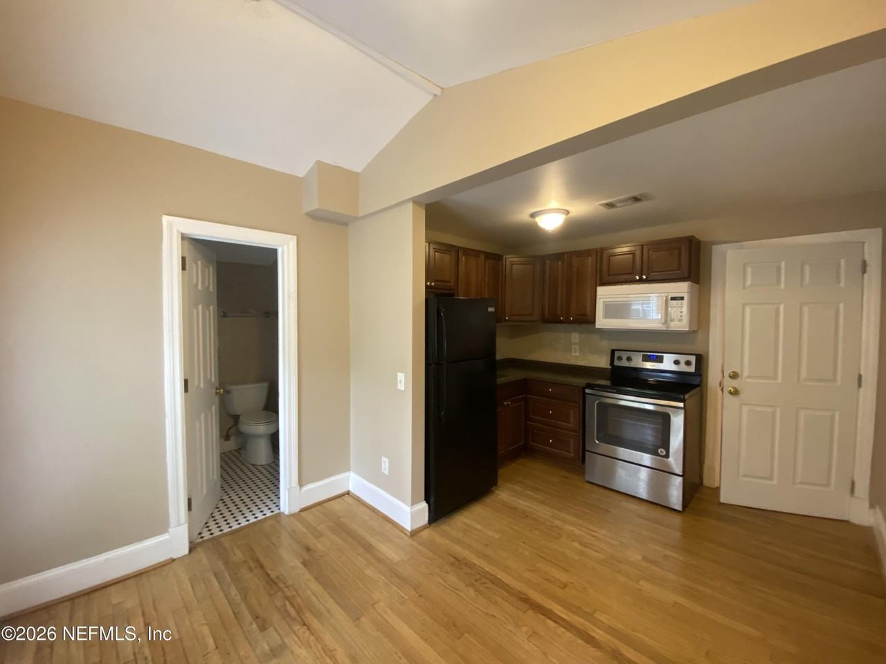 2908 Post St #6 - Photo 2 of 10