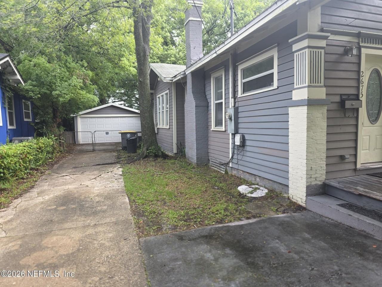 2675 Ernest St - Photo 2 of 14